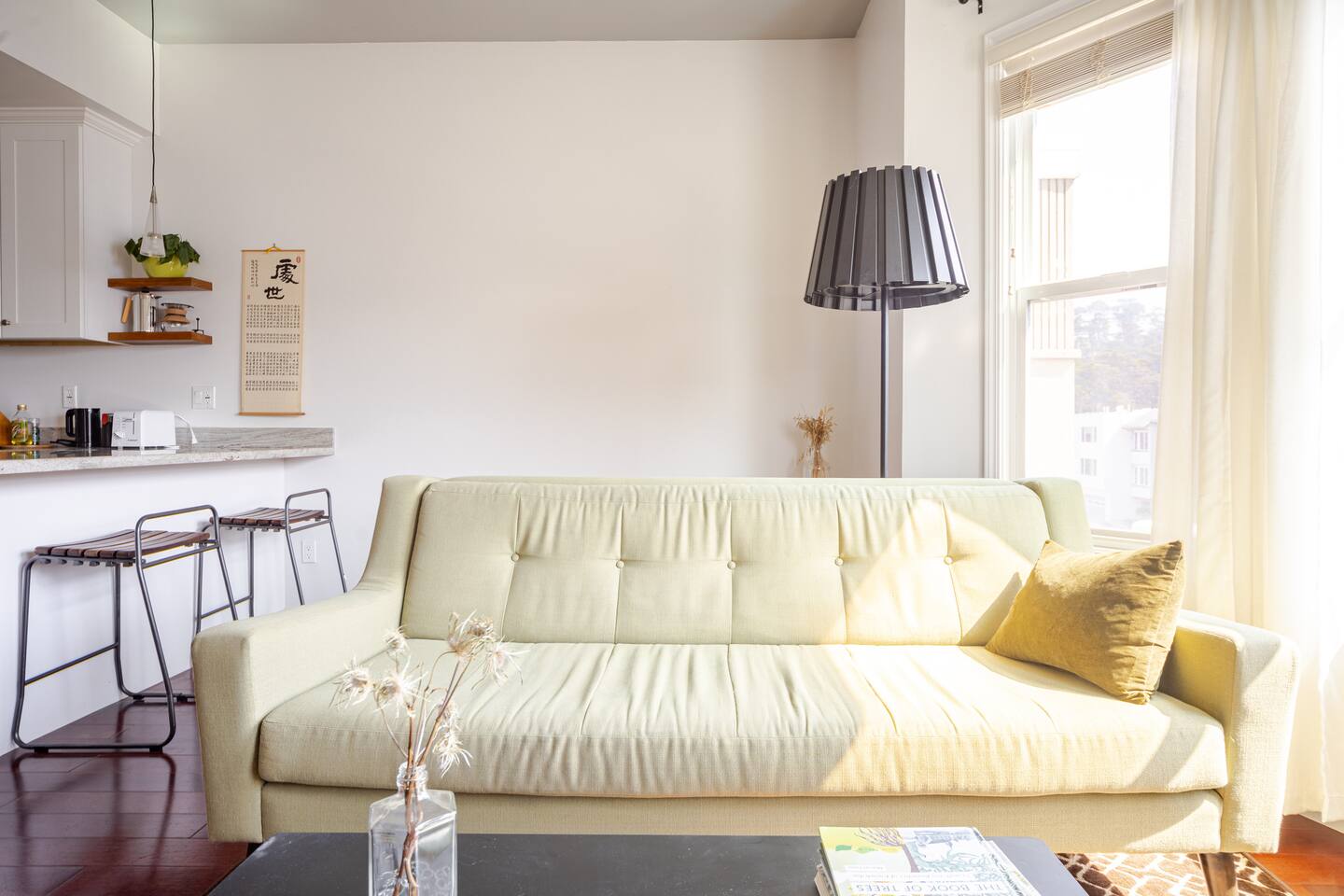 1 Bdrm/1 Office for Professionals & UCSF Business