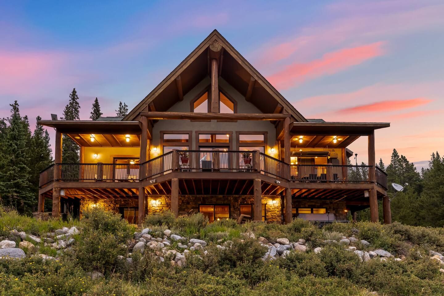 Mountain Sanctuary! Views*Hot Tub*Pool Table*Moose