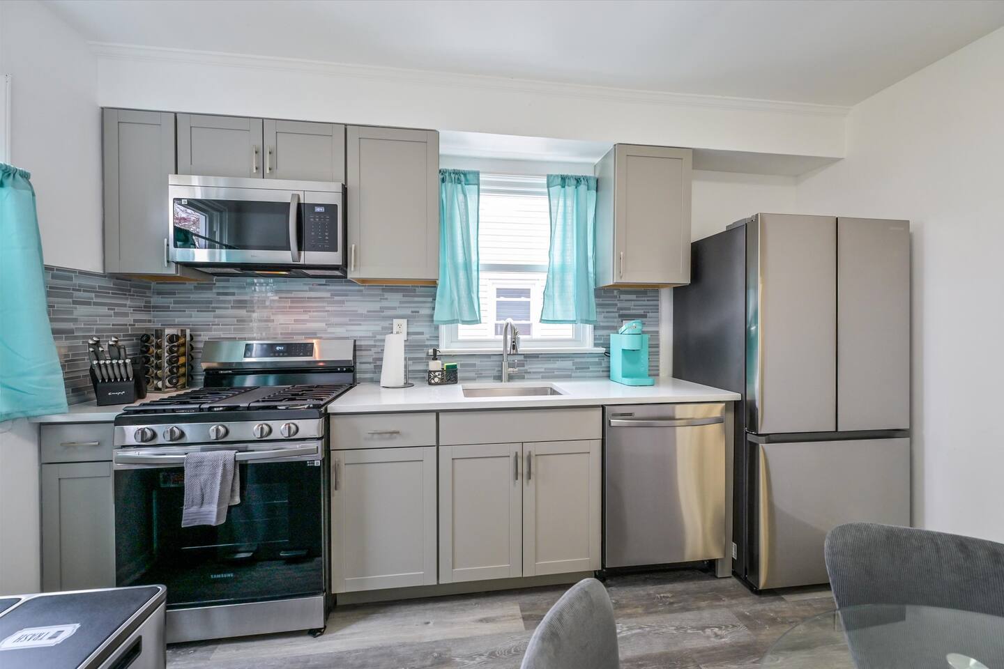 Pet-Friendly 2-Bed close to NYC | Extended stays
