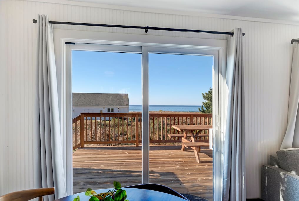 Oceanside Suite Unit #5 at Beachcomber Cottages