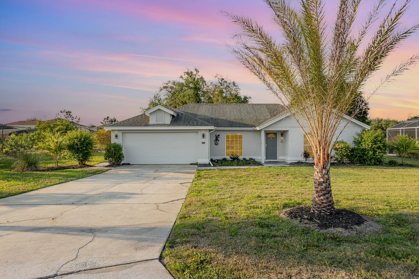 Pool Family Retreat & Water Views - Near Disney!