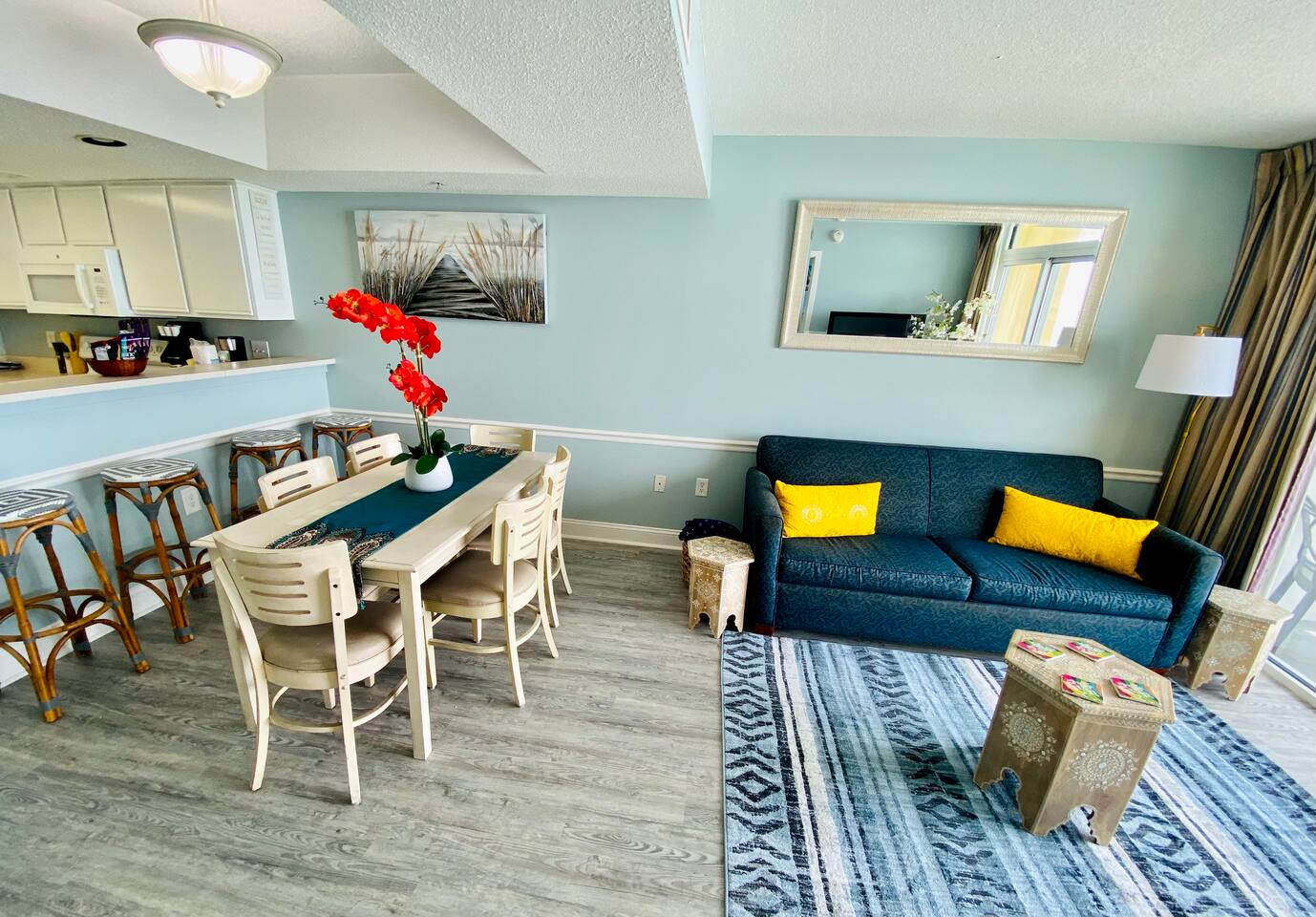 The Boardwalk Breeze - Ocean Front!!