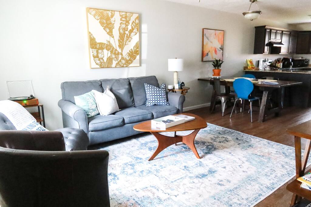 Beautiful Home - Guest Favorite -Dog Friendly