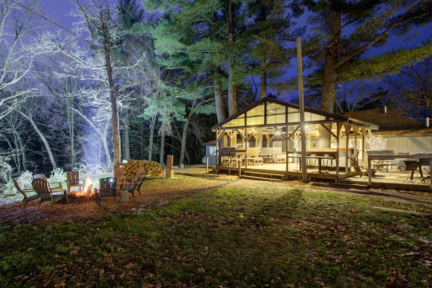 Group Getaway-4 Cabins @ Sandstone Rustic Retreat