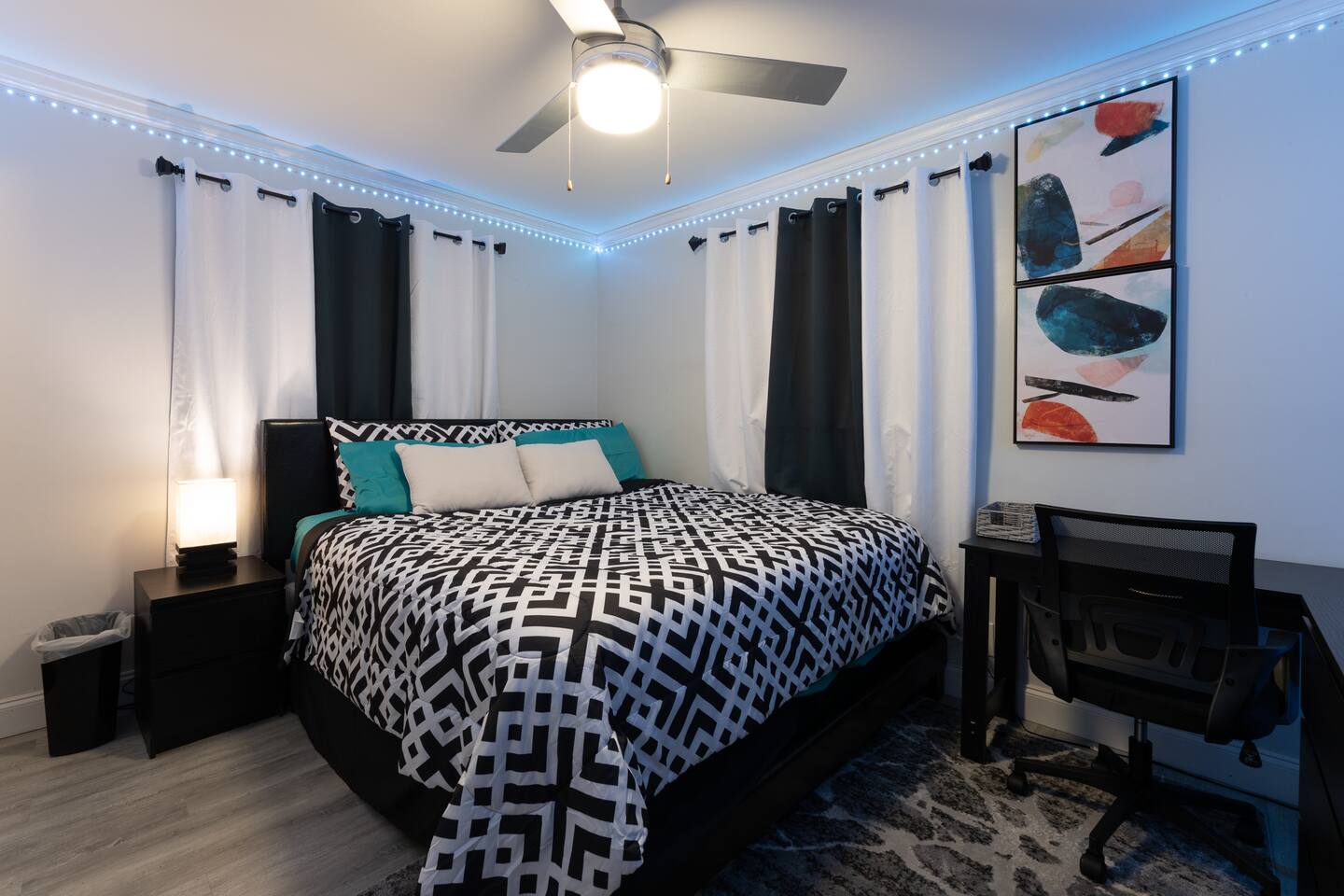 Comfy Room w/ Private Half Bath near Midtown/MARTA