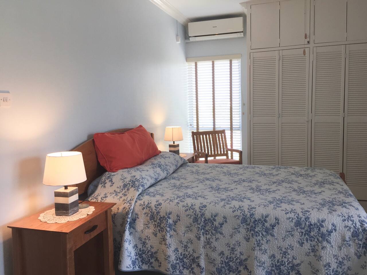 Modern Abbey Court Condo