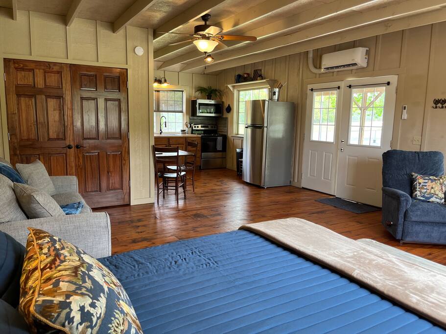 The Tack Room @ Redemption Ranch: Rural, Quiet