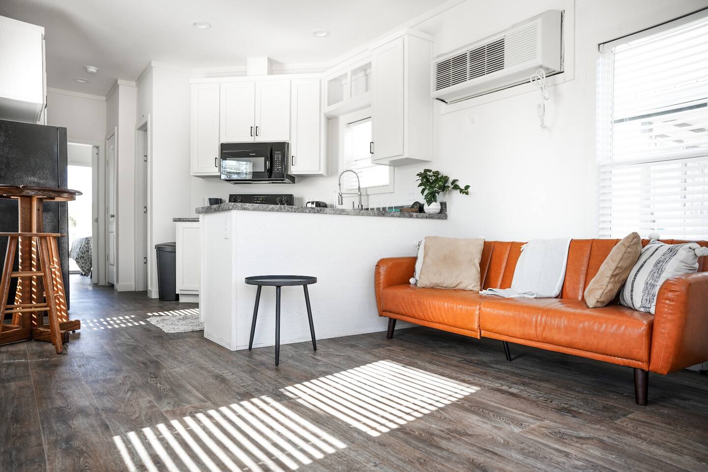 Cosy Tiny Home in RV park