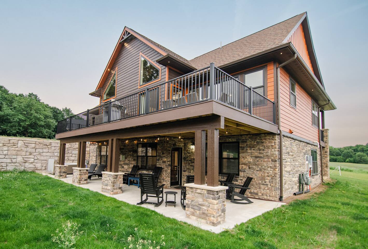 Innsbruck Ski&Tee - DesignersDream, theater&Ht tub