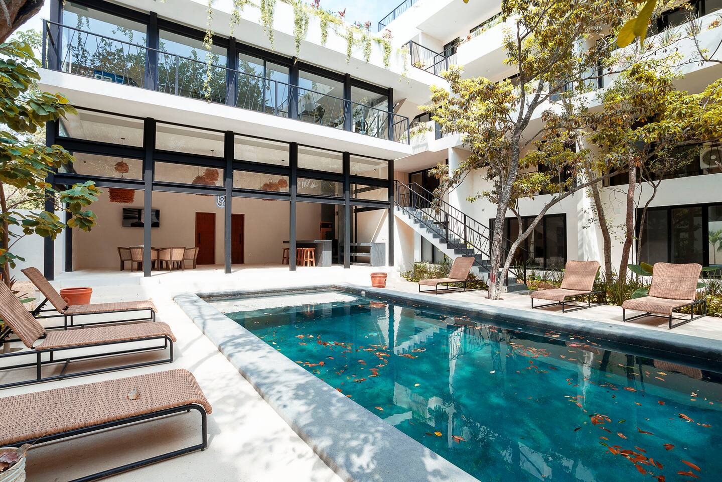 Lovely and central new condo 2 bedroom La Veleta