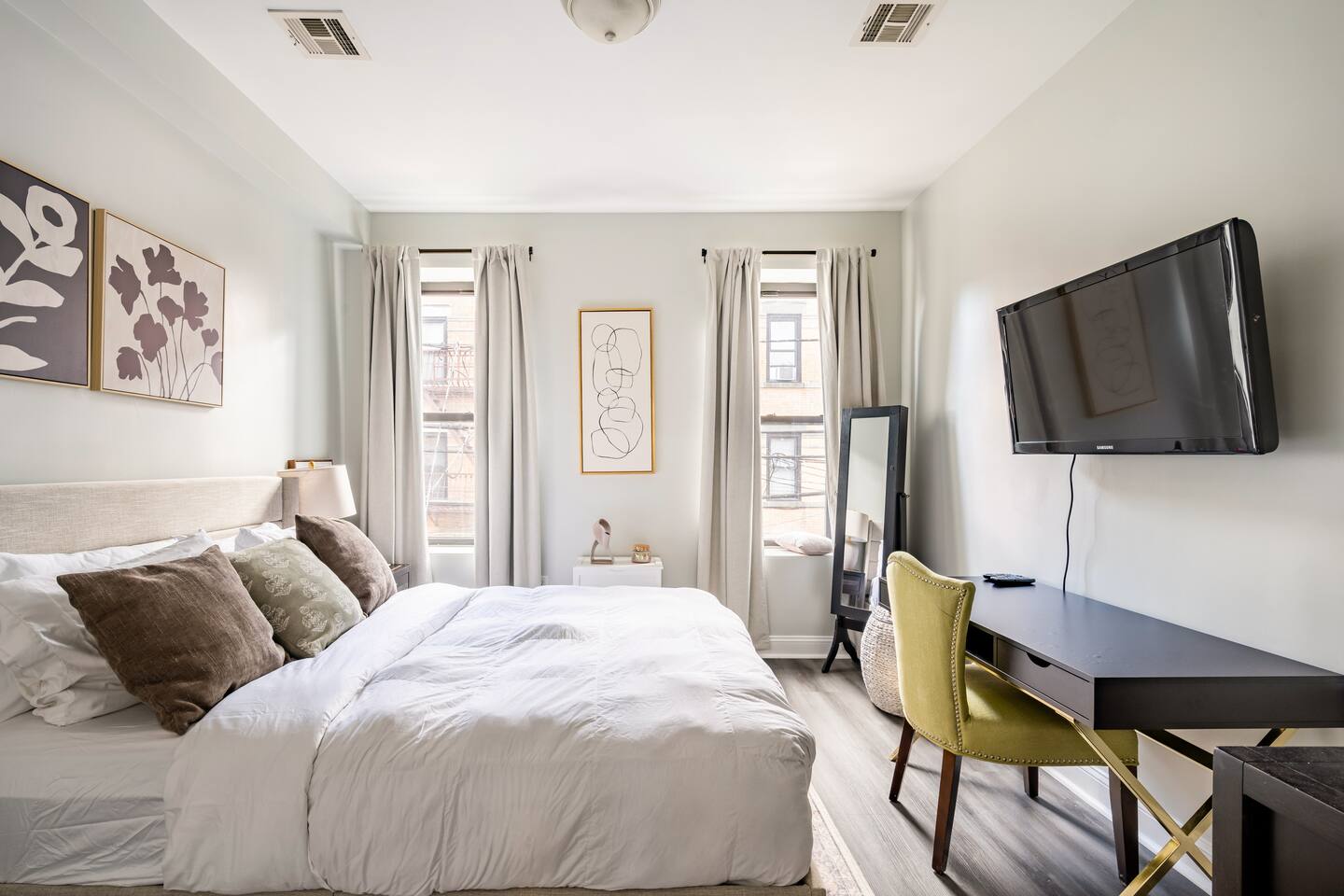 Stylish W. Hoboken | 15 Min 2 NYC | Lovely Getaway
