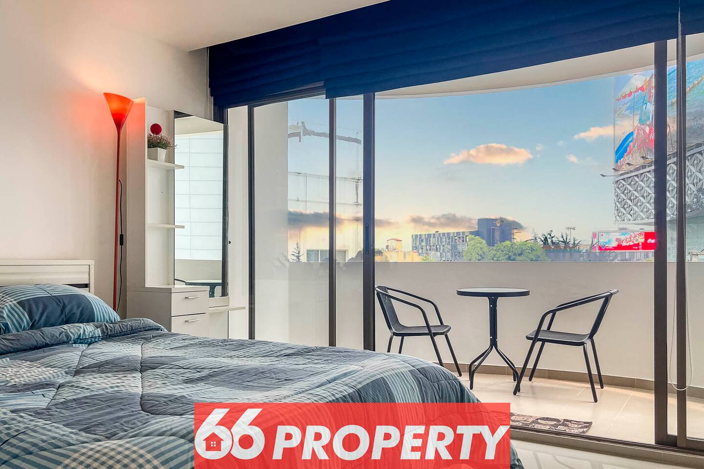 Nimman Workdesk • Walk»Maya • Balcony_Kitchen