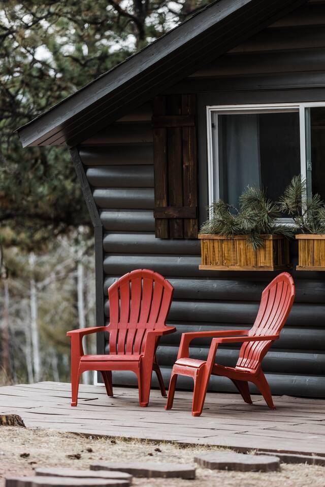 Whimsical Dreams Cabin | Firepit | Kids Fort