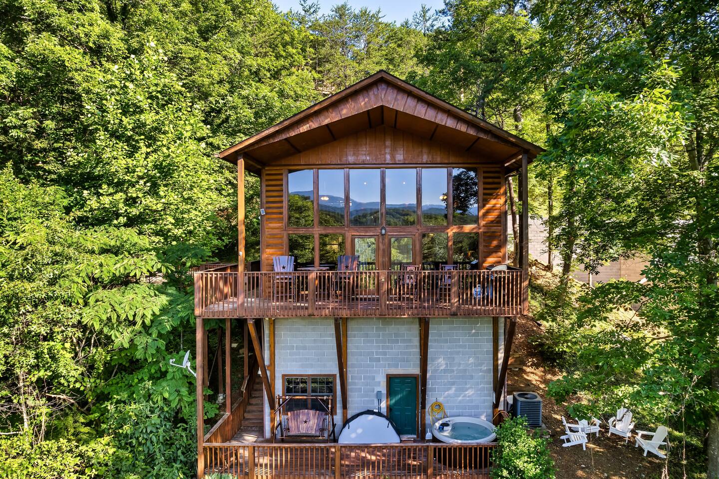 View, Dollywood, 5 Mins Parkway, Hot tub, Media