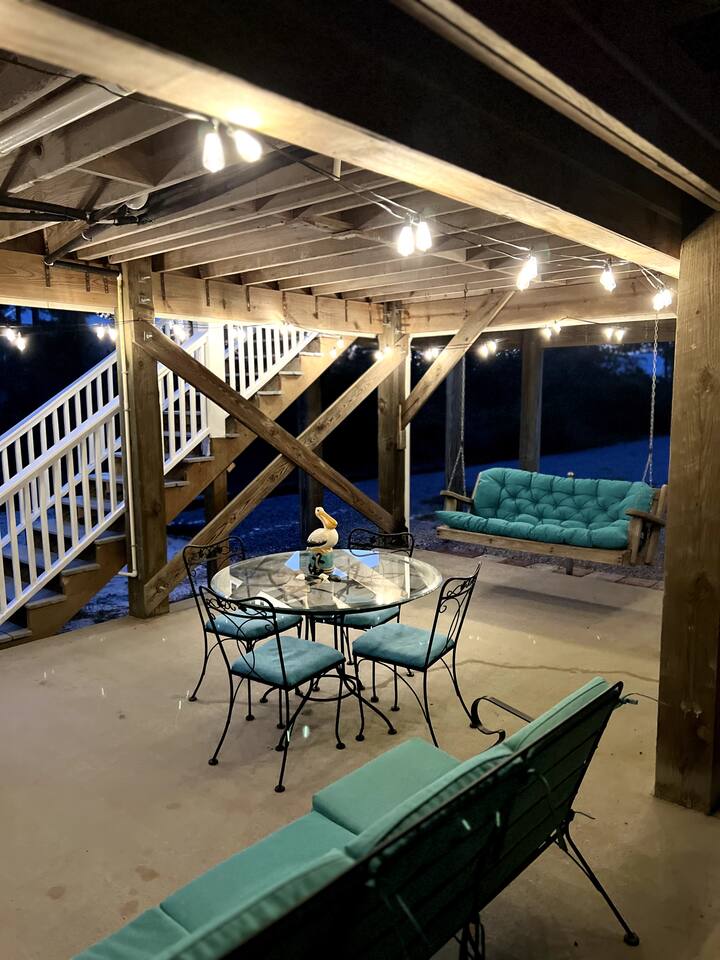 Dog Friendly Family Retreat!