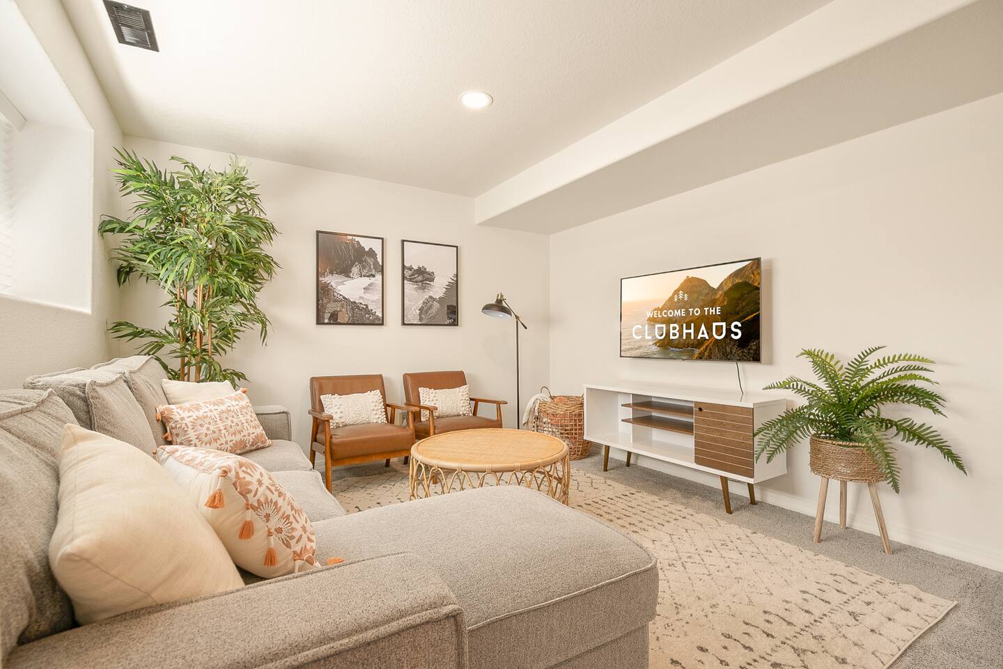 Haven Hideaway—Beautifully Decorated Private Apt