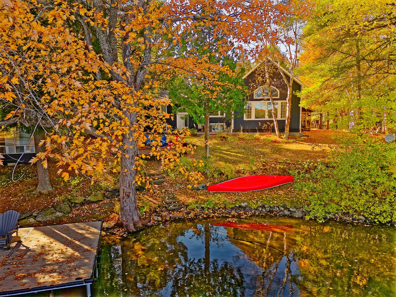Muskoka Escape | Fireplace, Games, Netflix, Canoe