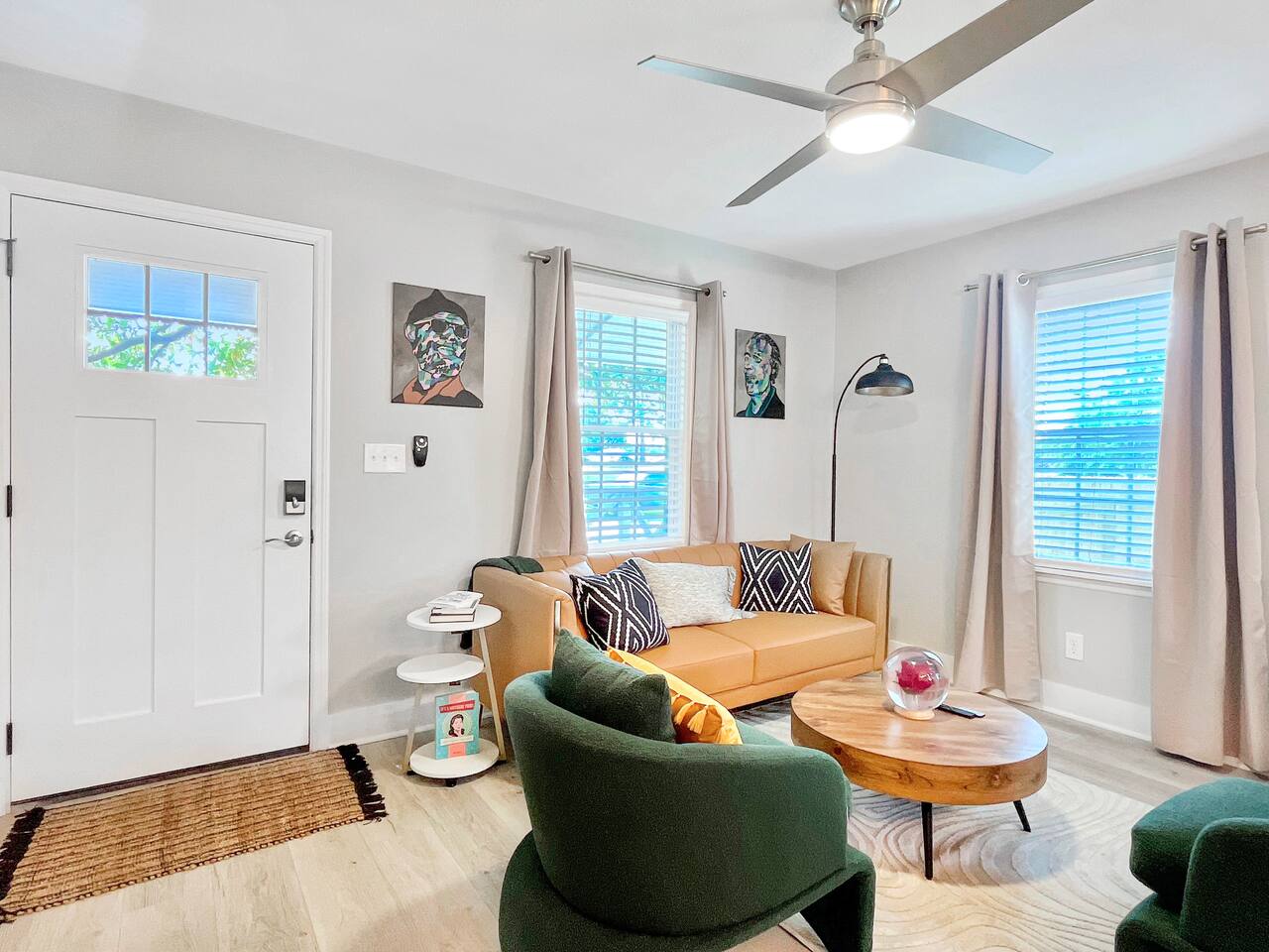 St. Murray~Stylish 2BR~Quick drive to downtown CHS