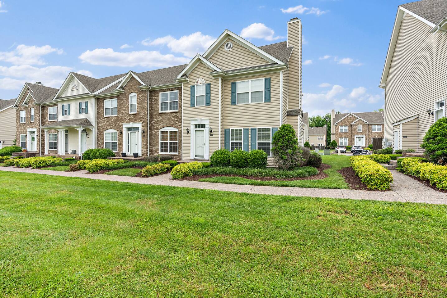 Thompson's Station-Workspace, dedicated parking