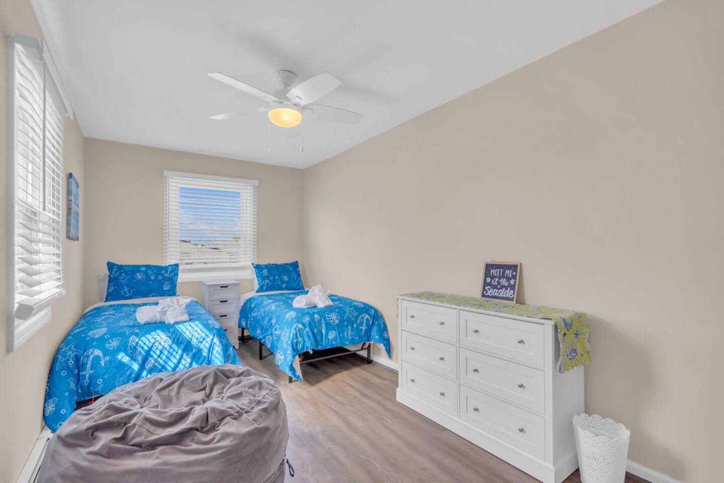 229 Carteret Unit 2 (upstairs)