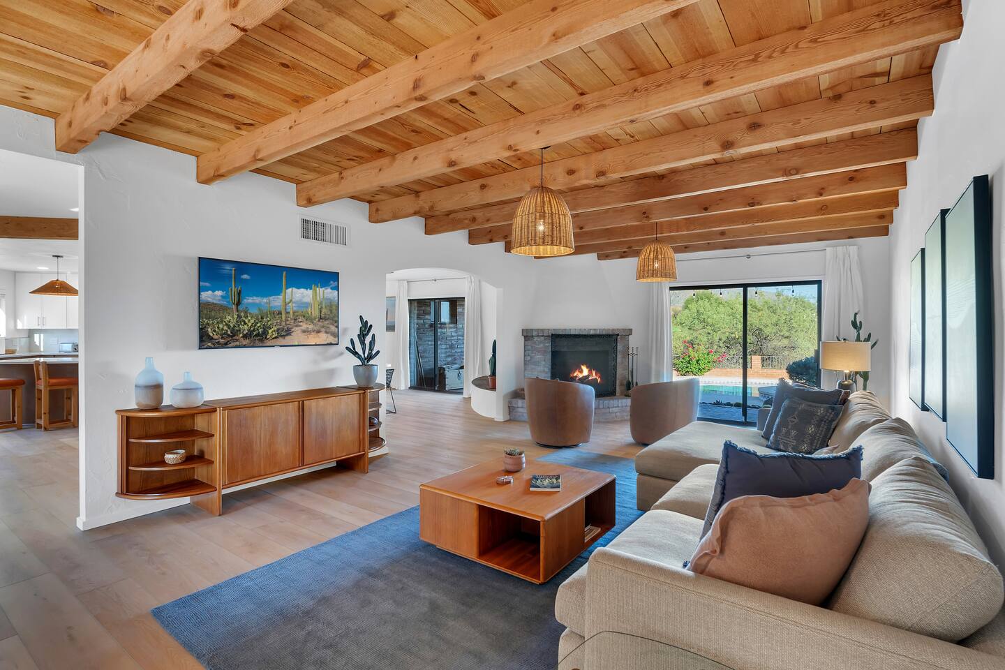 Treasure in the desert | Stylish Ventana property