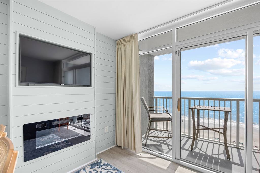 10% Off!-Oceanfront-1bd/1ba-10 Hot Tubs-6 Pools