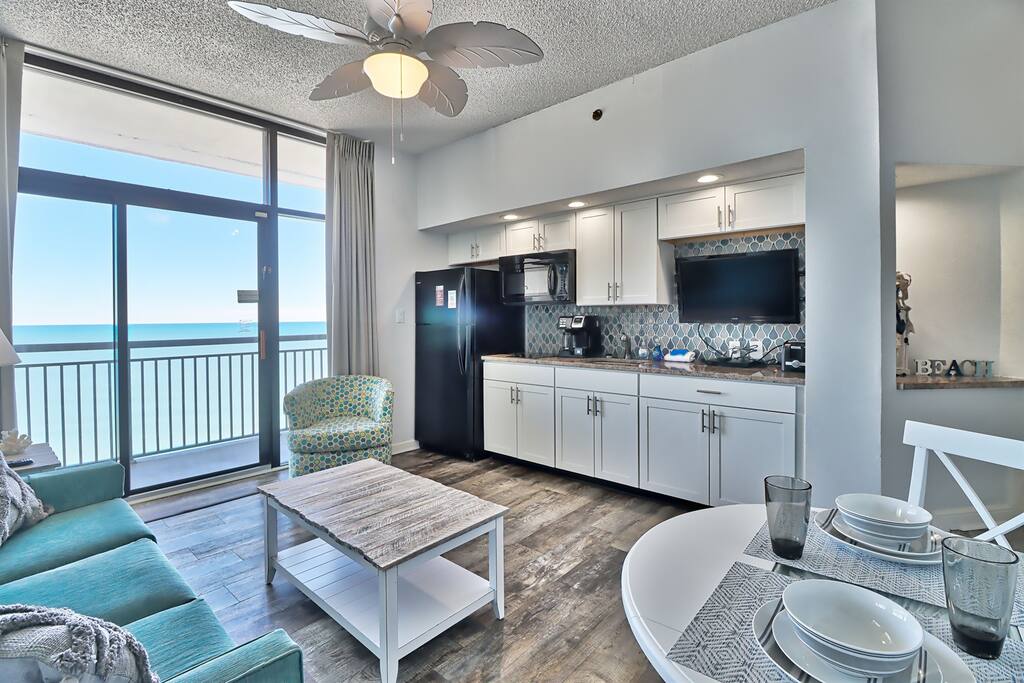 Beach Cove Resort-Top Floor-Pools/HotTubs-Sleeps 5