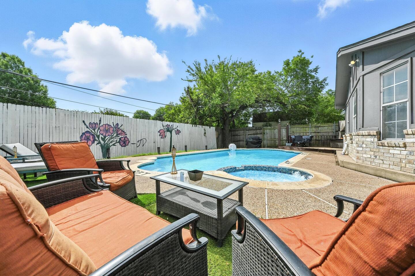 Two Adjacent Houses with pool near DFW and Stadium