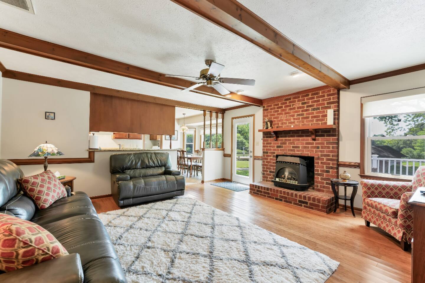 Relaxing 3BR Waterfront Escape • Sleeps 6