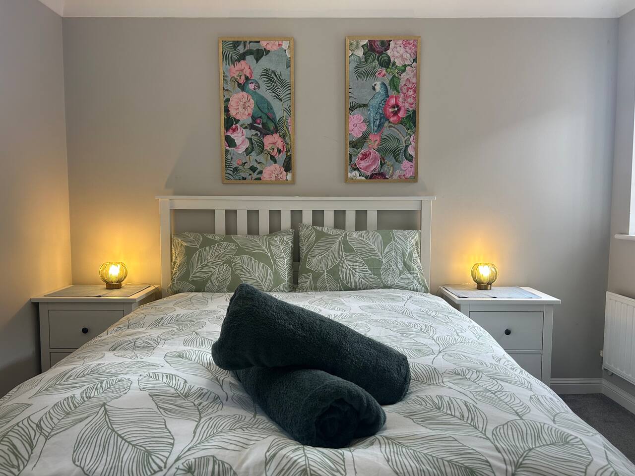 City Retreat 3 Bed House with King, Double and Single