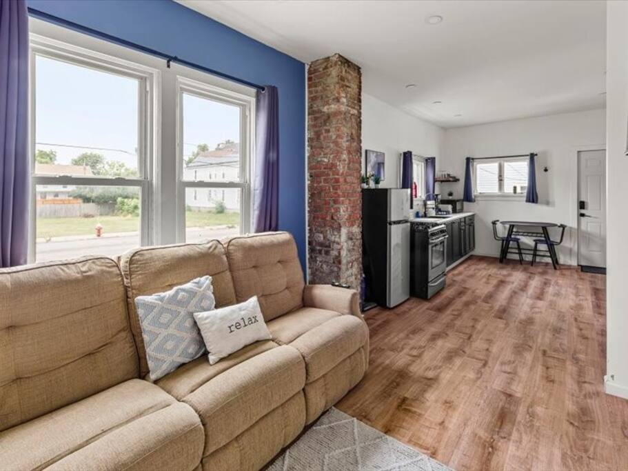 Affordable Apartment Downtown Near Everything BFLO