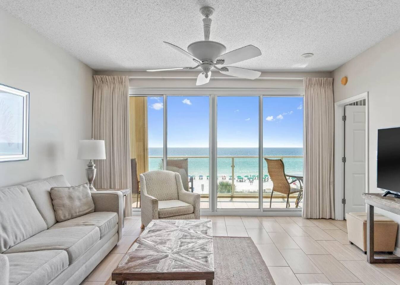 2BR Beachfront Condo in Destin
