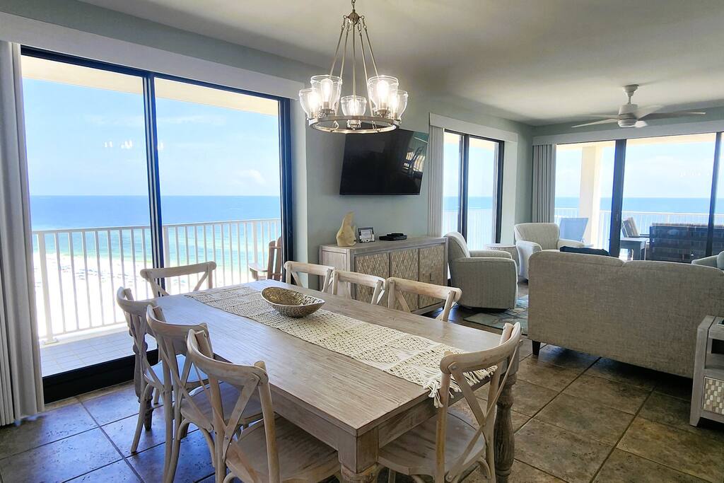 1201 Windward Pointe
