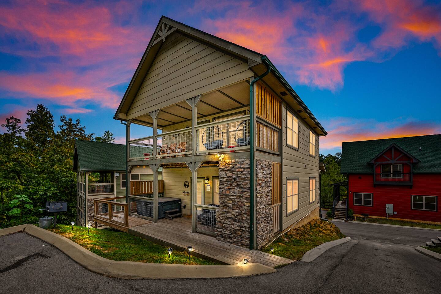 Summer Fun: Pool, Hot Tub, Game Room & Pets OK