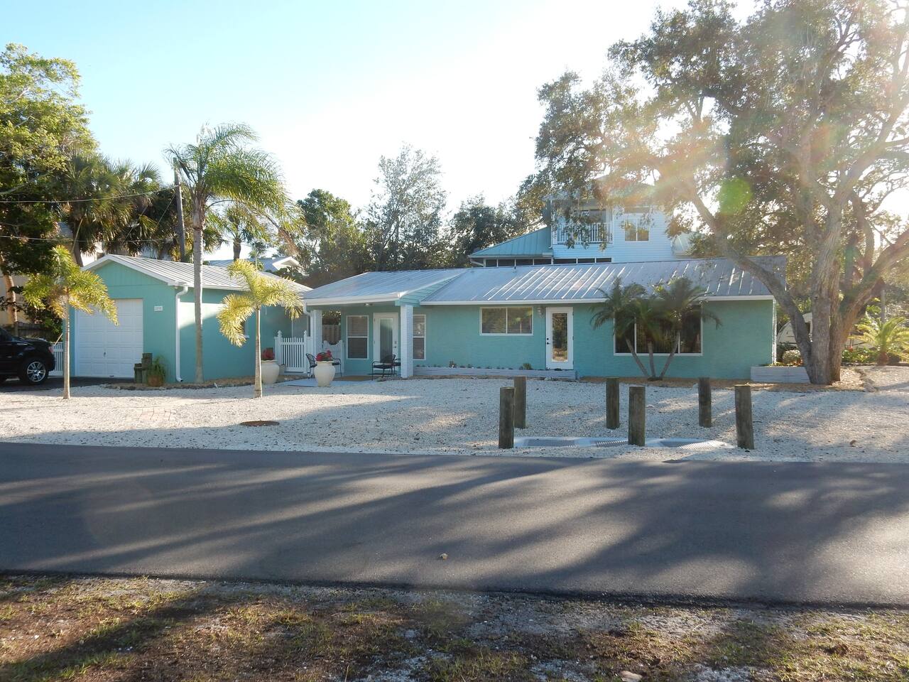 Mid Island Home with Hot Tub 1 Block from beach!