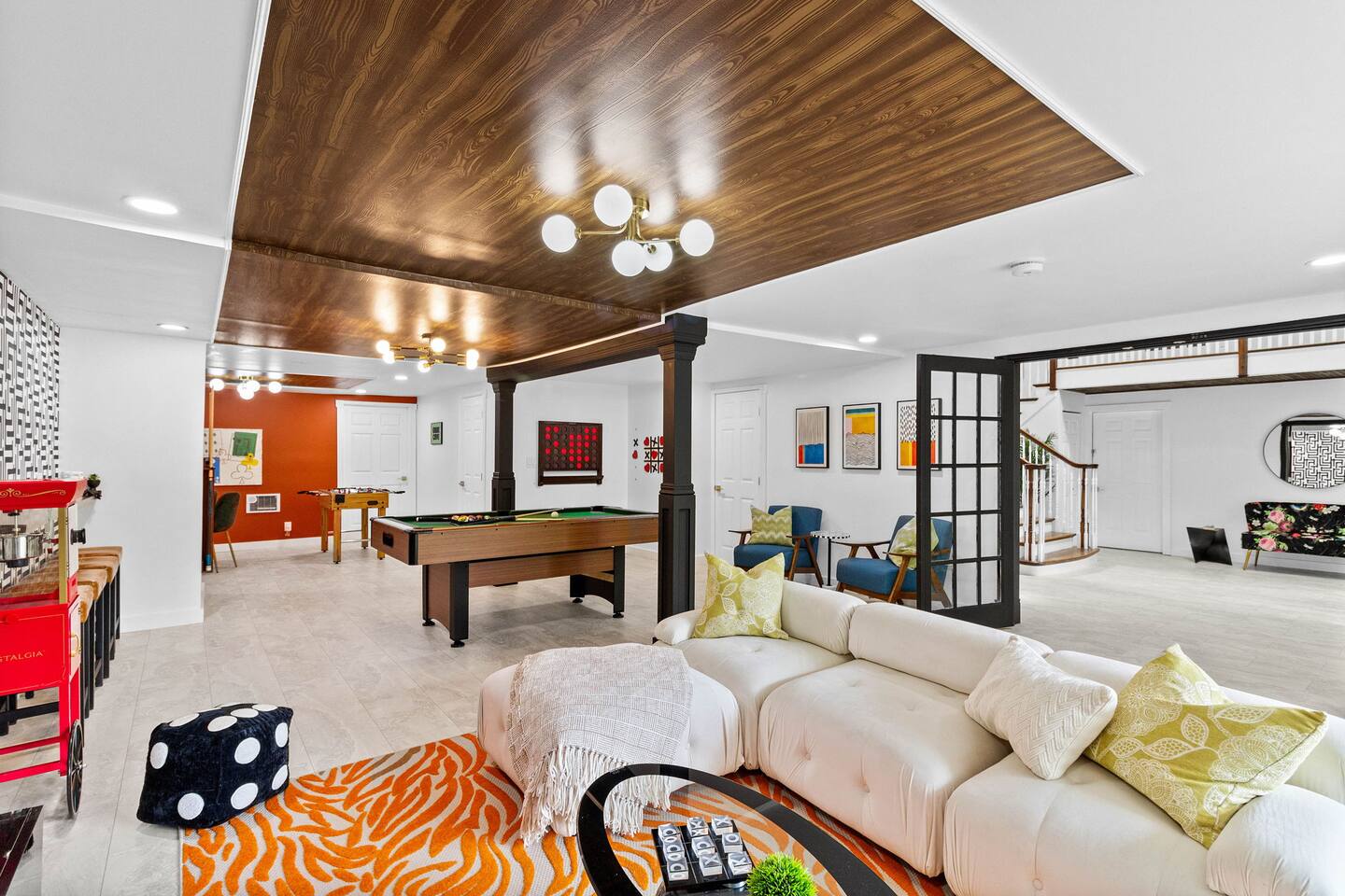 Luxurious Creekfront Estate - Inground Heated Pool