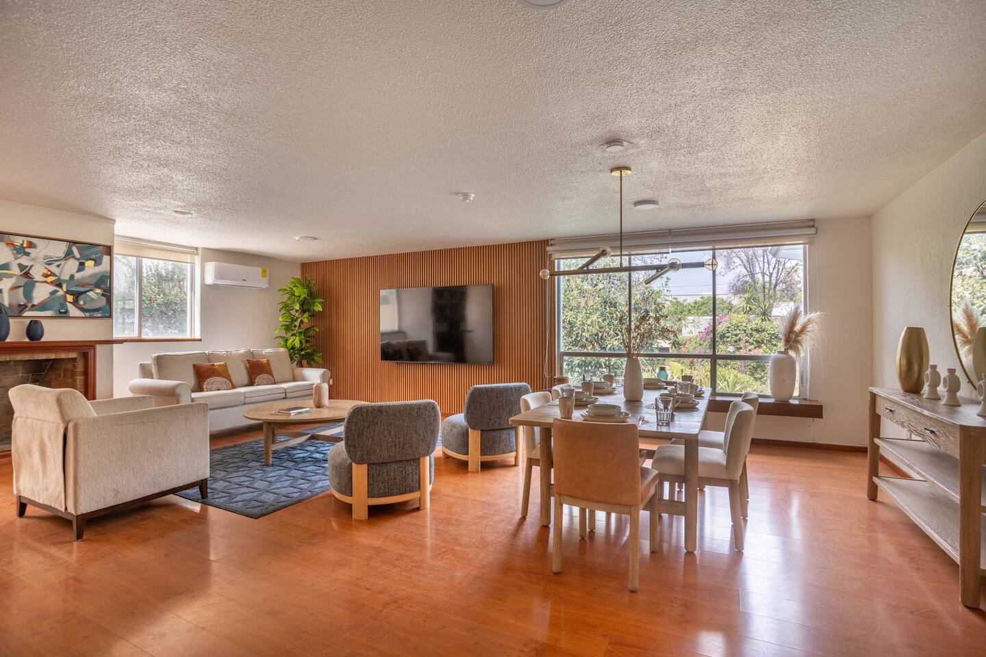 Family house in Pedregal: parking +washing machine - foto 2