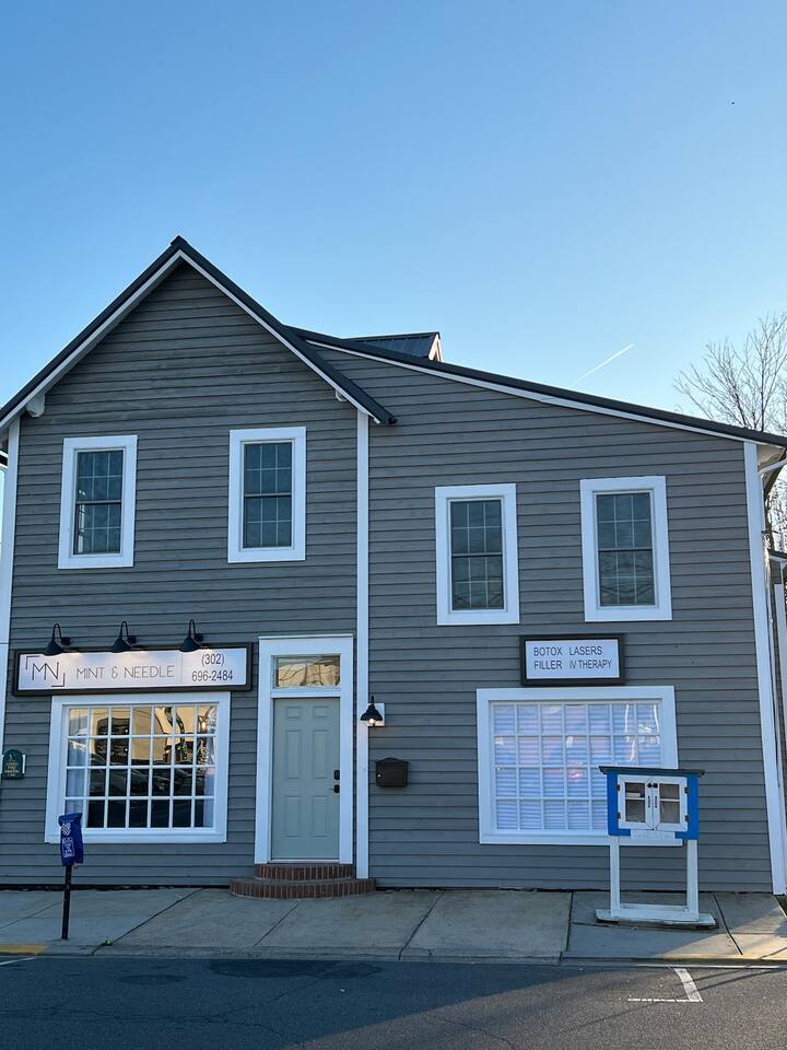 First Station Retreat- parking, monthly available