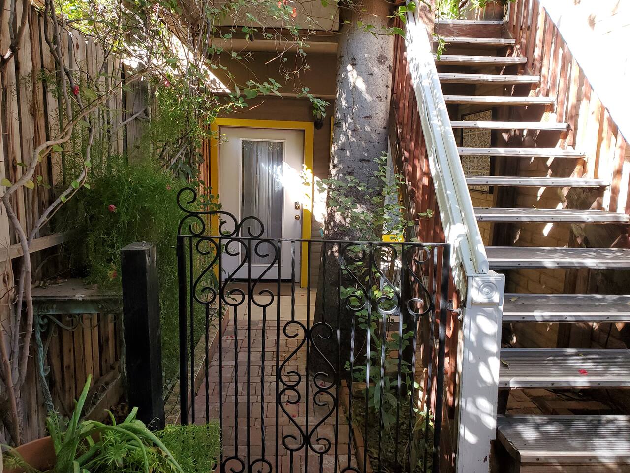 Desert Rose Villas - Secluded One Bedroom in Old Town Scottsdale, Arizona