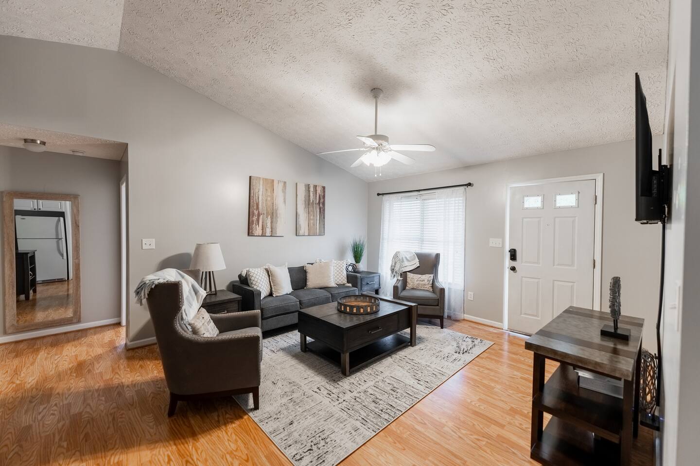 Spacious 3bd/2ba near Casino