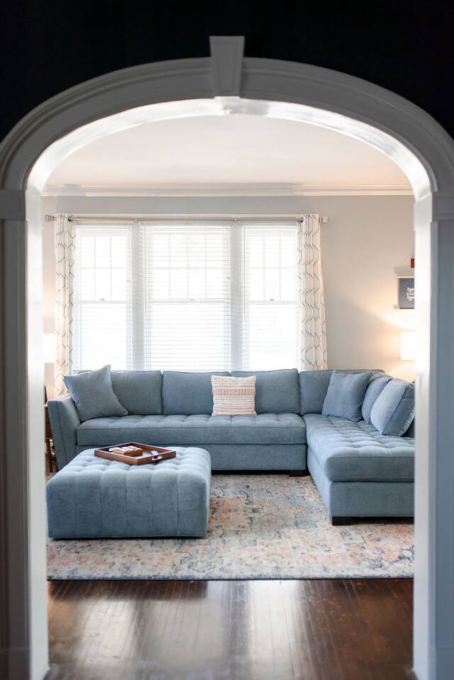 Stylish 3King/2Twin -The Heritage House