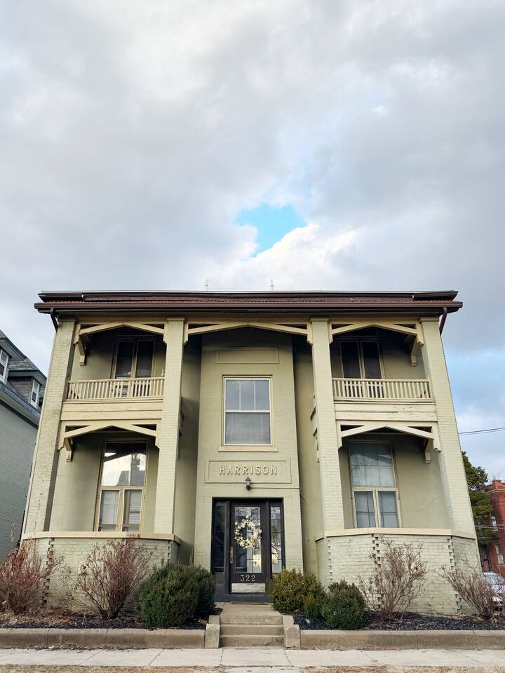 The Harrison B | KING 1BD/1BA Apt near Downtown photo 4