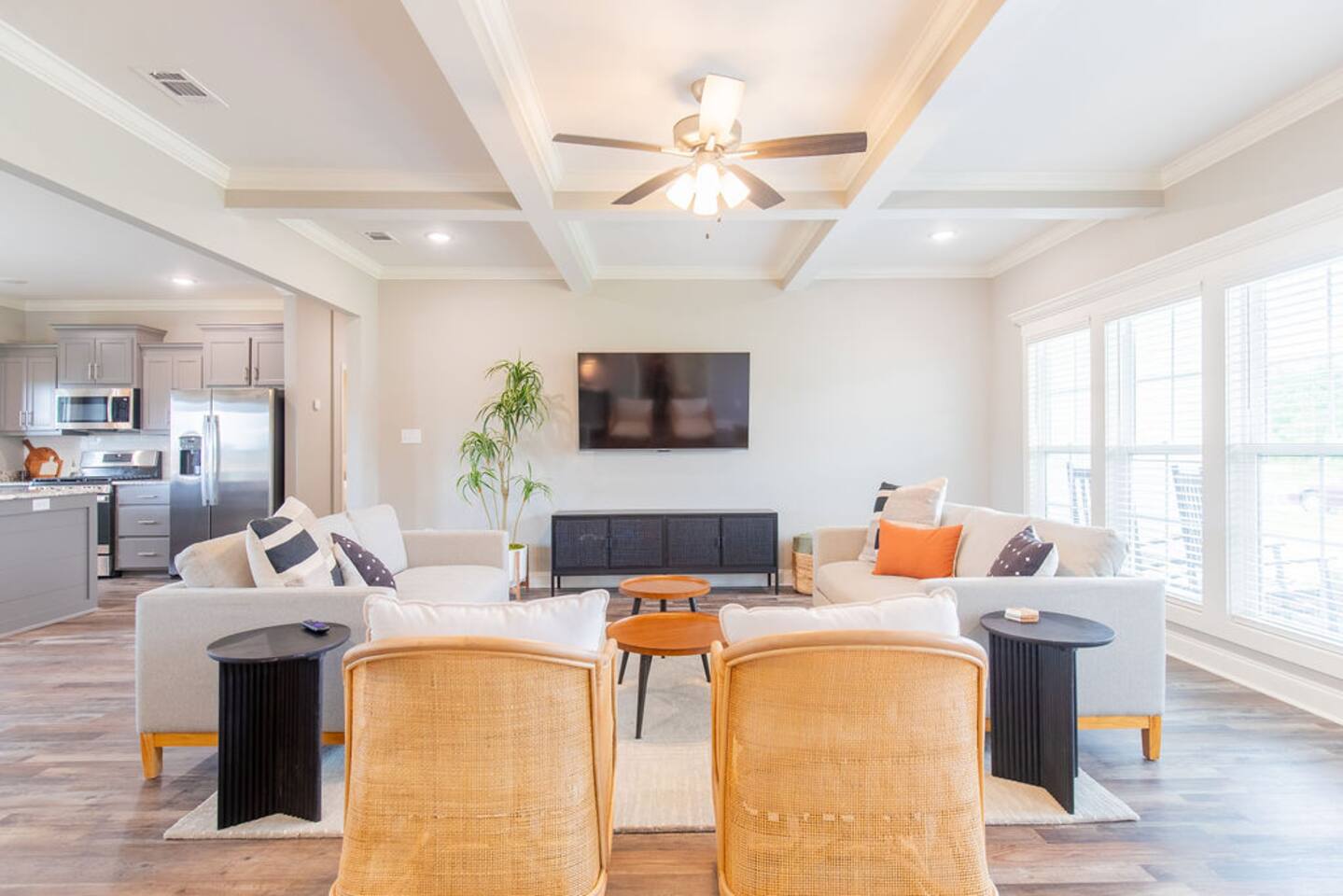 Cozy Modern Stay to Relax and Unwind