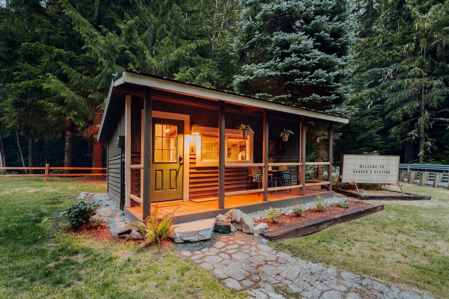 Ranger's Station on Copper Creek