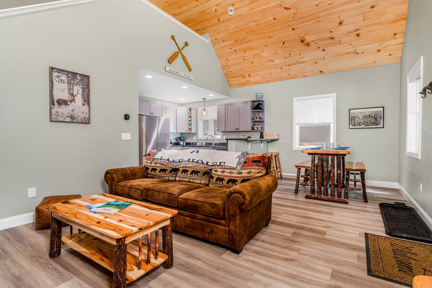 King Bed| Ensuite Bathroom|Playground|Game Area