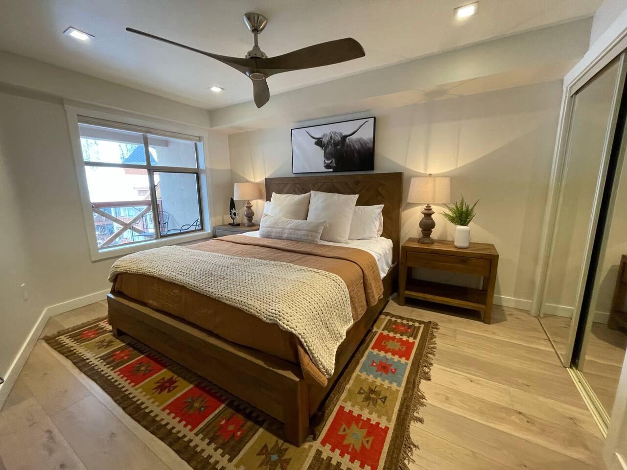 Ski In-Out Hot Tub Gym Sauna Pool Reserved Parking-503