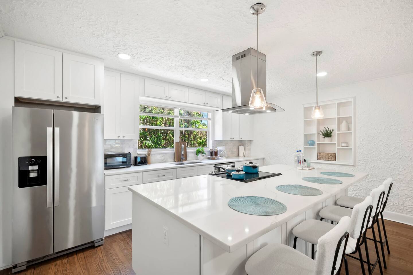Cozy West Palm Beach Home l 10min to Municipal Beach and more! — photo 2