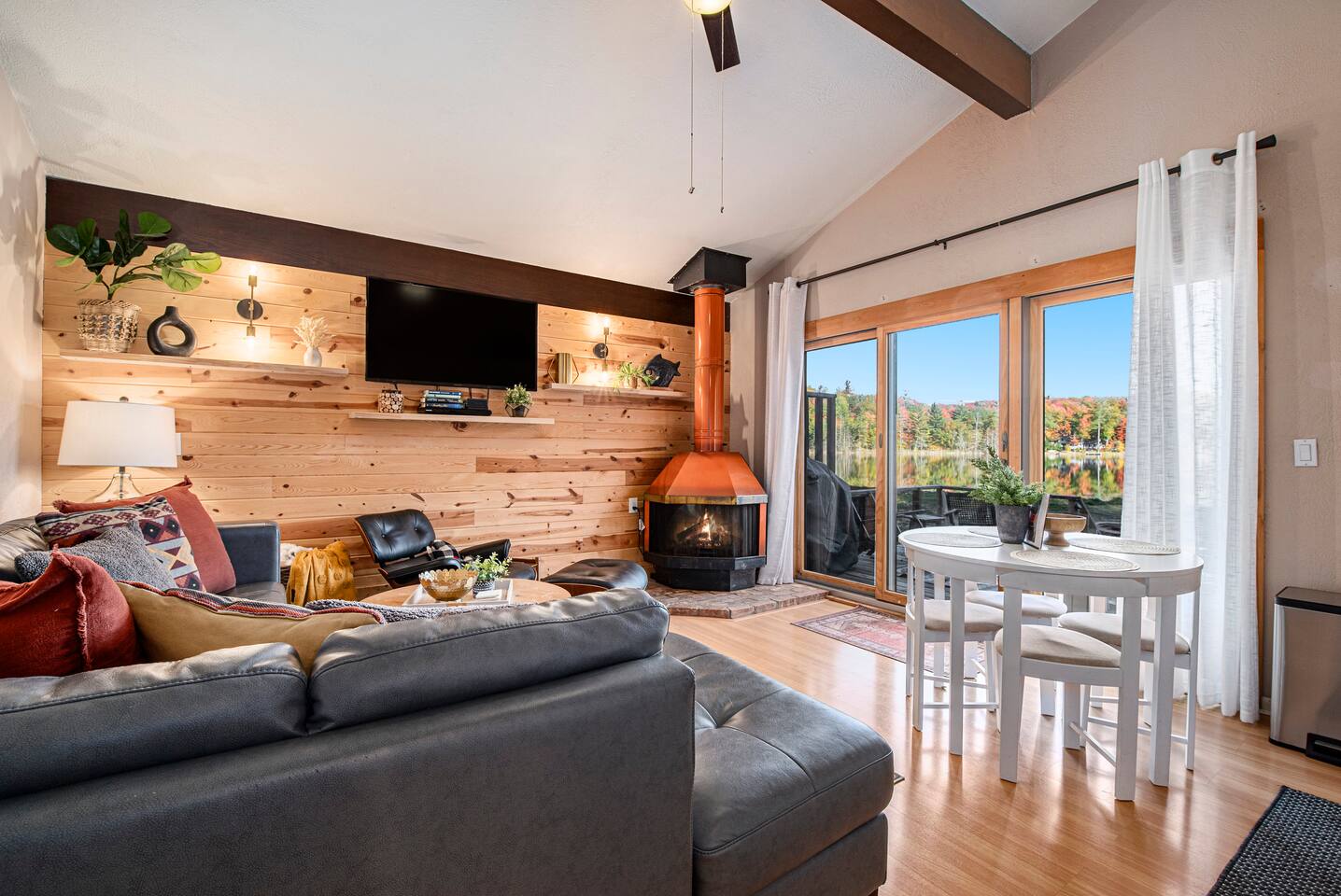 Amenity Rich Winter Getaway Close to Boyne Mnt