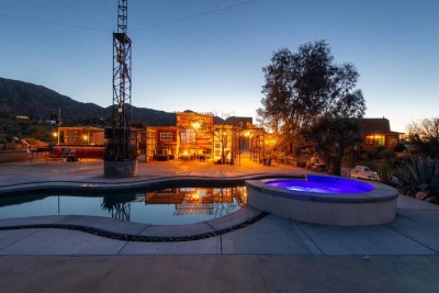 Desert Lily - Room 2 rental in Joshua Tree