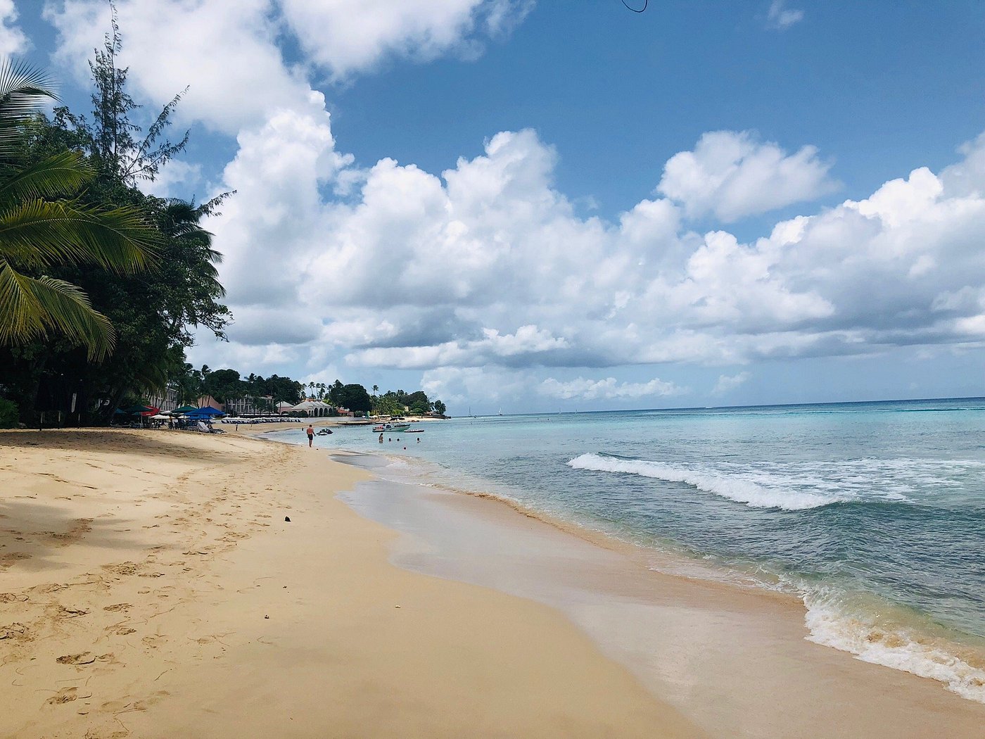 Stunning Alleyne Bay Beach just 2 mins walk